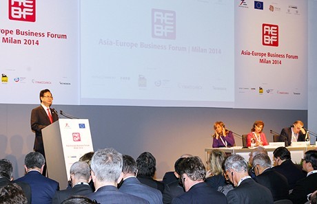 Der Premierminister nimmt an dem Asien-Europa-Unternehmenforum teil - ảnh 1